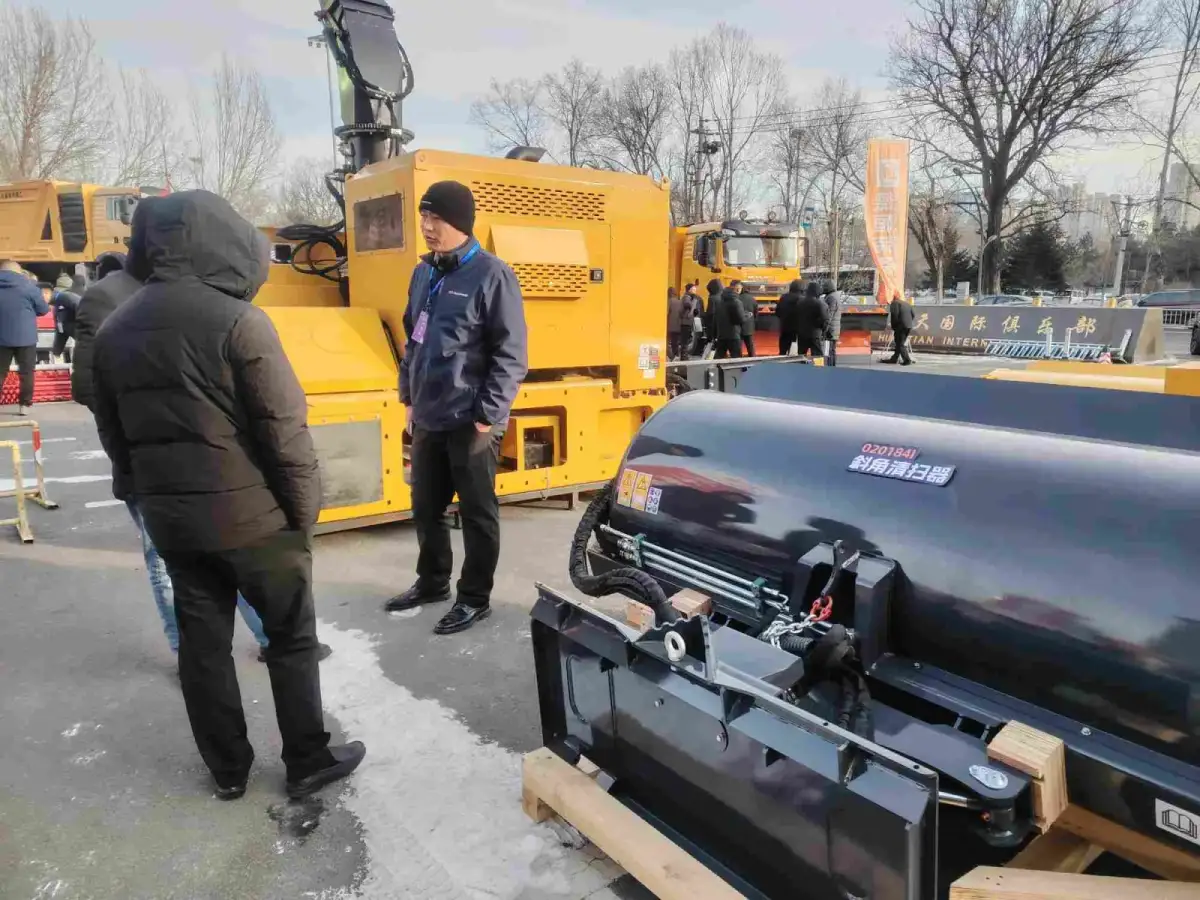 公路除冰雪技术论坛与研讨会 — 图片 1